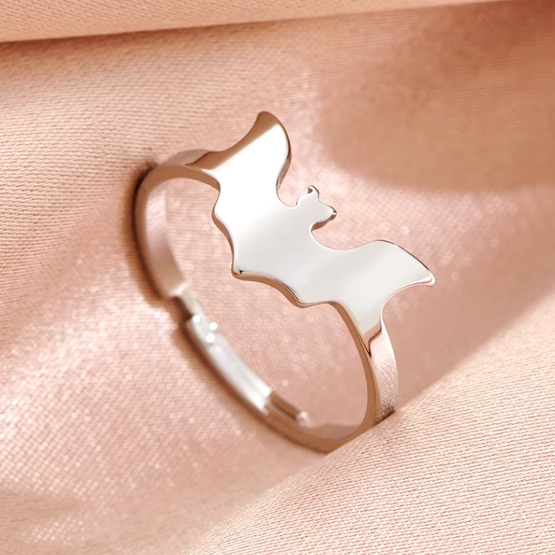 Anello di Halloween con pipistrello gotico in acciaio anallergico 925 placcato argento sterling