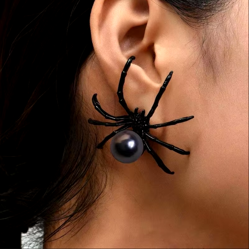 Orecchini di Halloween con ragno e perla d'acqua dolce